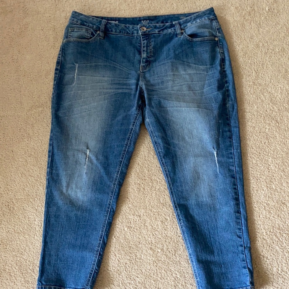 Women’s a.n.a skinny ankle jeans size 18w